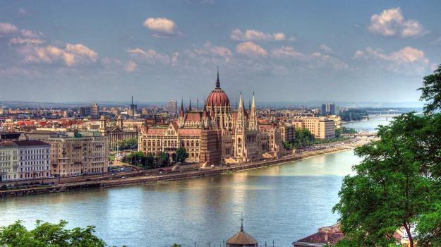 Тур в Будапешт, Братиславу, Вену и Прагу